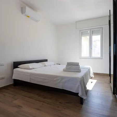 Апартаменты The Gateway Новара