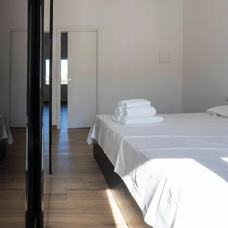 Апартаменты The Gateway Новара