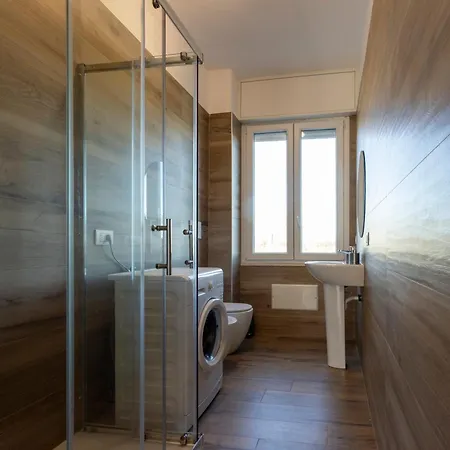 The Gateway Апартаменты *