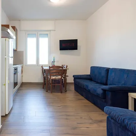 The Gateway Апартаменты *